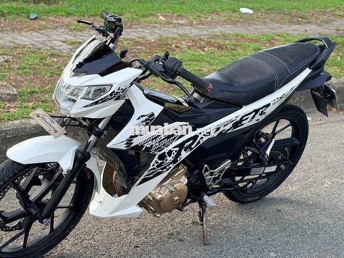 Suzuki Raider Trắng