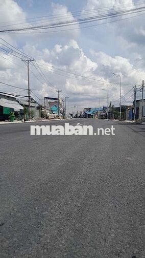 Bán đất mặt đường tiện kinh doanh buôn bán, 950 triệu/nền