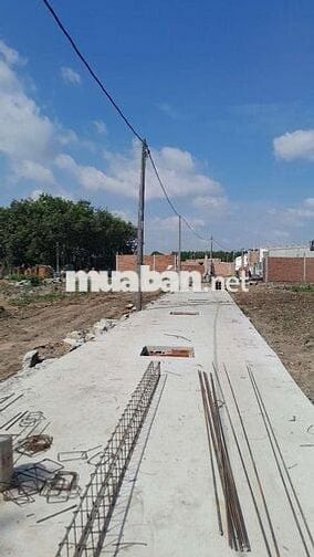 Bán đất mặt đường tiện kinh doanh buôn bán, 950 triệu/nền