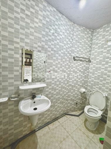 Cho thuê mặt bằng đường Cộng Hòa, Tân Bình 48m2, giá 15 triệu