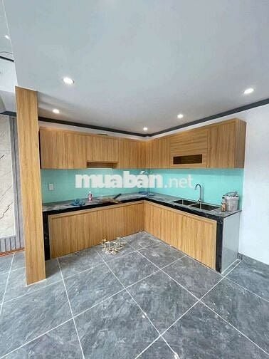 Nhà 1 Trệt 1 lửng Sổ Hồng Riêng Hoàn Thiện Sẵn – Dọn Vào Ở Ngay