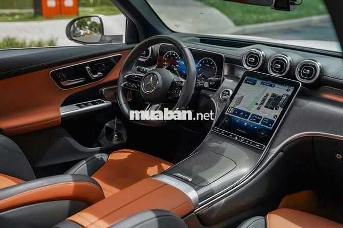 Mercedes-Benz GLC 300 4MATIC 2025 Trắng
