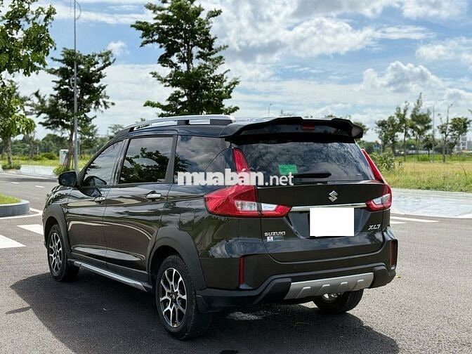 Suzuki XL7 GLX 1.5AT 2021 Đen 35.000km
