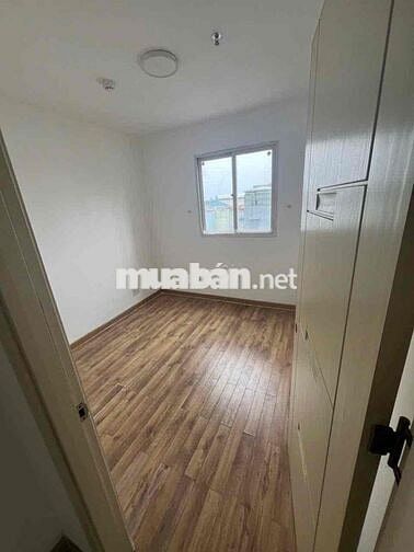 Charm city(Plaza) cần bán gấp căn hộ 2PN 1WC(73m2)Giá bán lổ:2tỷ(btp)