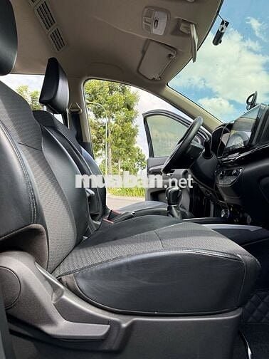 Suzuki XL7 GLX 1.5AT 2021 Đen 35.000km