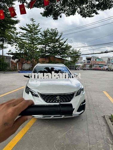 Peugeot 5008 Allure 2020 Trắng 46.000 Km