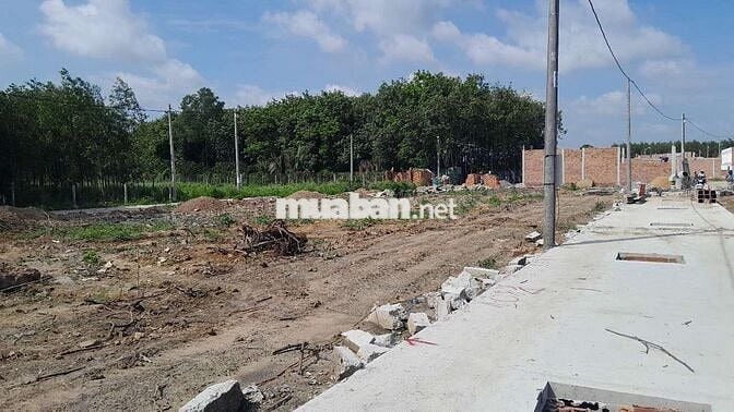 Bán đất mặt đường tiện kinh doanh buôn bán, 950 triệu/nền