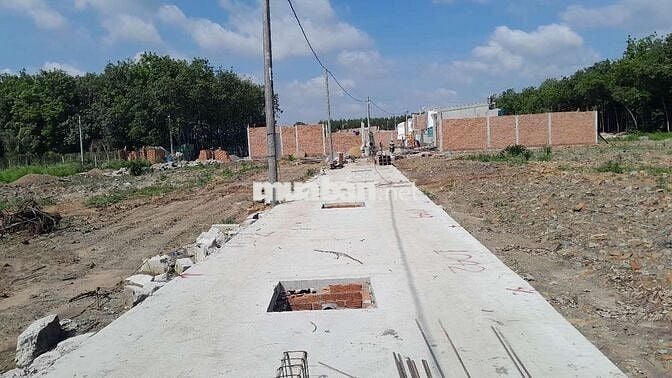 Bán đất mặt đường tiện kinh doanh buôn bán, 950 triệu/nền