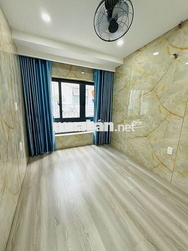 NHÀ 2 TẦNG - 32M2 - PHAN ĐÌNH PHÙNG - PHÚ NHUẬN - GIÁ 4.88 TỶ 