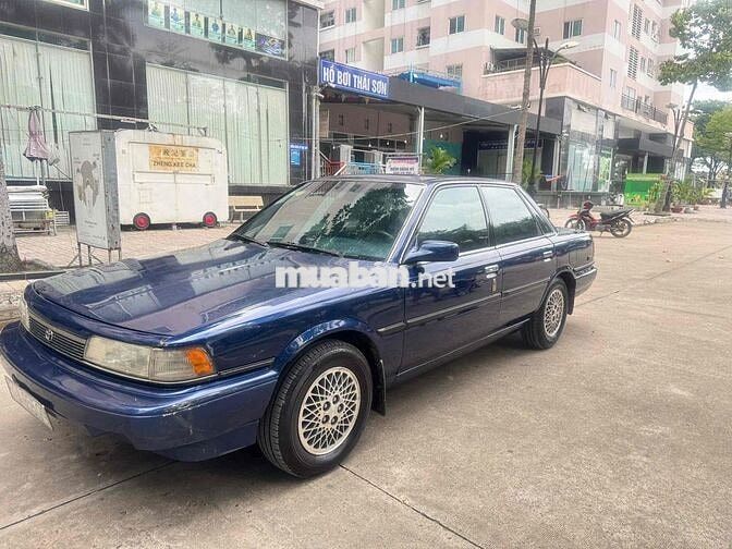 Toyota Camry Số tự động màu Xanh