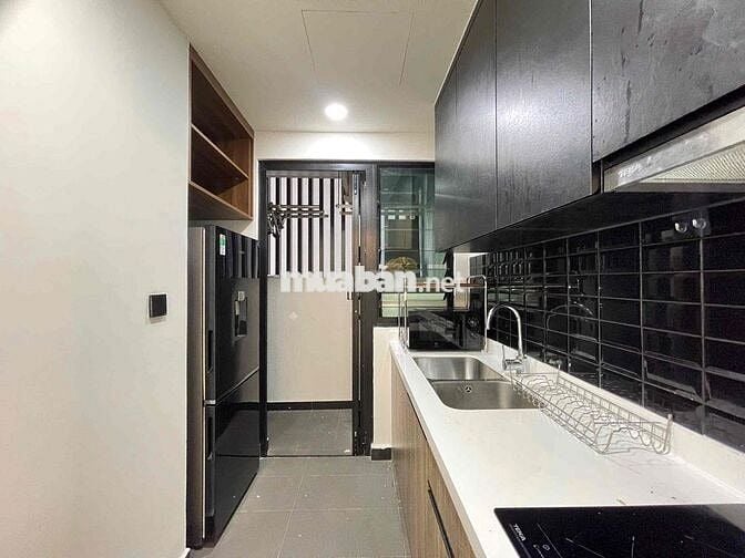 Chung cư Millenium ngay gần cầu Ông Lãnh thuận tiện di chuyển qua Q1