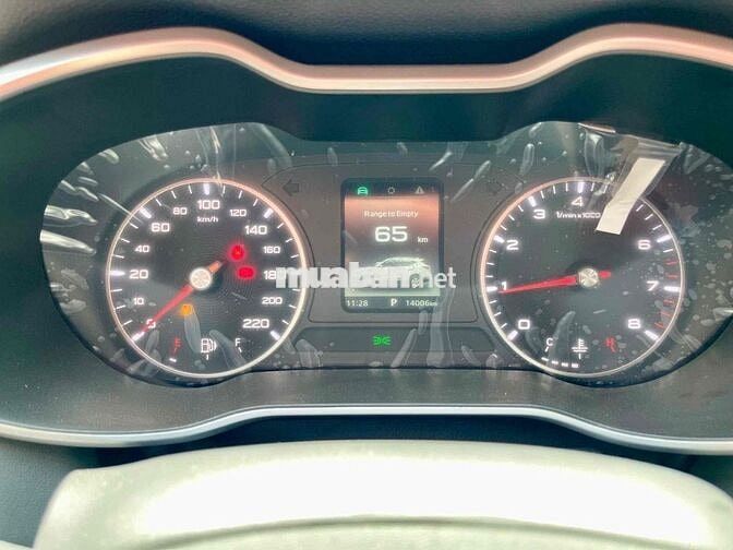 MG MGZS 2024 Standard 1.5 AT 2WD - 13500 km
