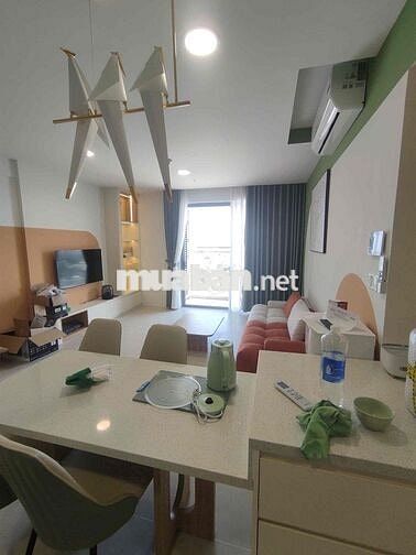 em cần cho thuê CH Urban Green Full NT 2PN giá 14 triệu vào liền lh e