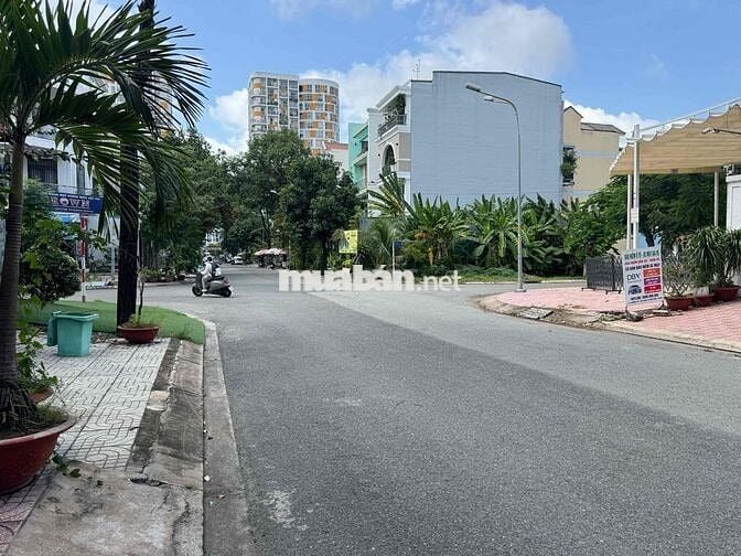 Cần bán đất nền góc số nhà 41, mặt tiền đường số 7, KDC Conic
