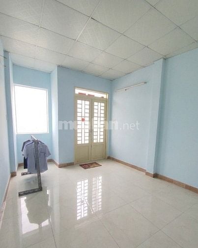 QUẬN 11 NGAY LÊ ĐẠI HÀNH, 500M TỚI CHỢ RẪY VÀ ĐHYD 46M2 3 TẦNG.