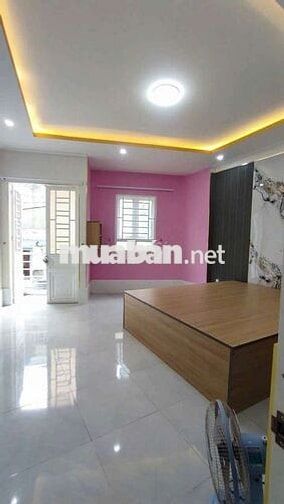 Bán nhà 4 x 10 đúc 1 lầu 2pn 2wc, giá 1 tỷ 680tr thương lượng