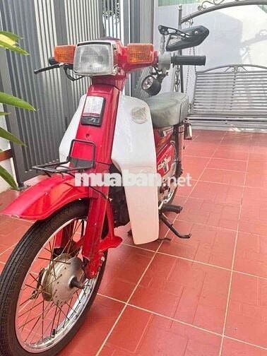 Honda Super Cub 50 Xanh trắng Cổ điển
