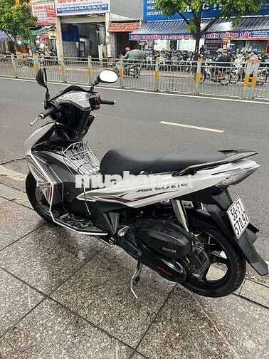 Honda Air Blade FI 2014 Trắng xám