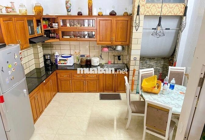 CHO THUÊ NHÀ KINH DOANH 1 TRỆT 3 LẦU, SÂN THƯỢNG, 5PN-P. 15, TÂN BÌNH