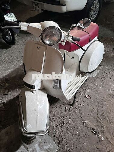 Piaggio Vespa PX Trắng Hợp pháp