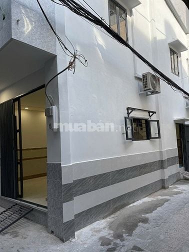 Bán nhà số 112/18 Ngô Gia Tự, F9 Q10 . DT: 4.5m x 8.5m, trệt, lầu, 2PN