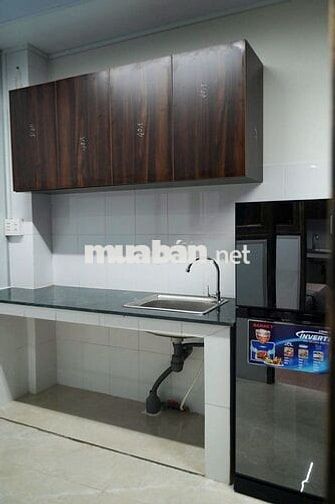 Cho thuê căn hộ dịch vụ mặt tiền đường Lạc Long Quân