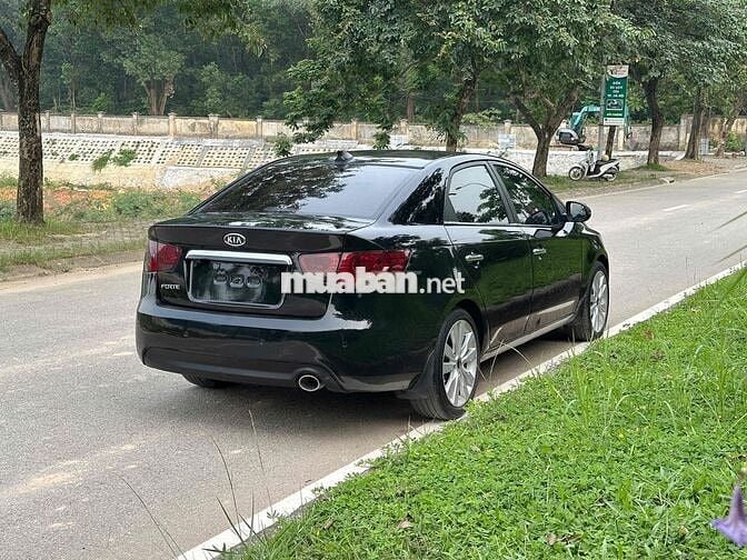 Bán Kia Forte số tự động 2011 full đồ chơi cực đẹp