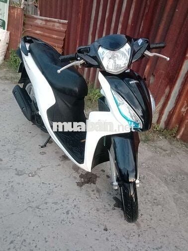 Honda Vision 2015 Đen trắng