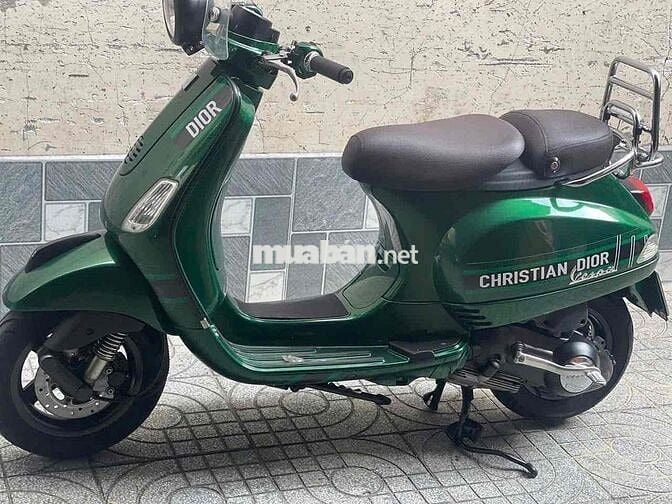Piaggio Vespa 125 Xanh Ý