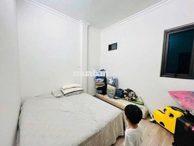 Cho thuê nhà riêng ngõ 51 Lãng Yên - Lò Đúc -33m2-4 tầng