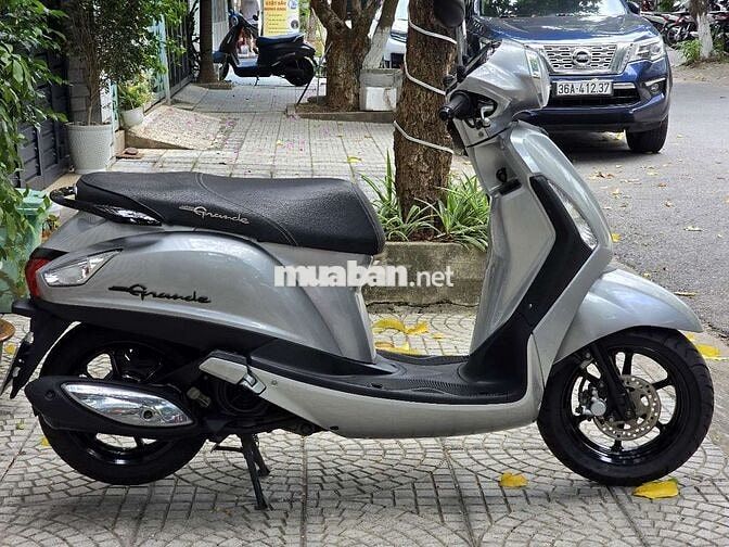 Yamaha Grande Phun xăng điện tử Xám