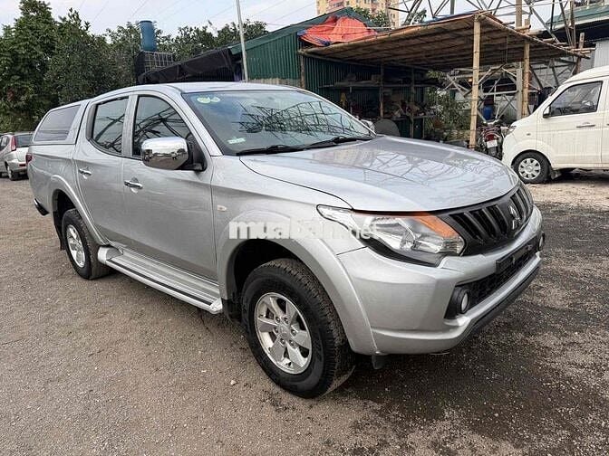 Mitsubishi Triton Bạc 2017 MT 1 cầu