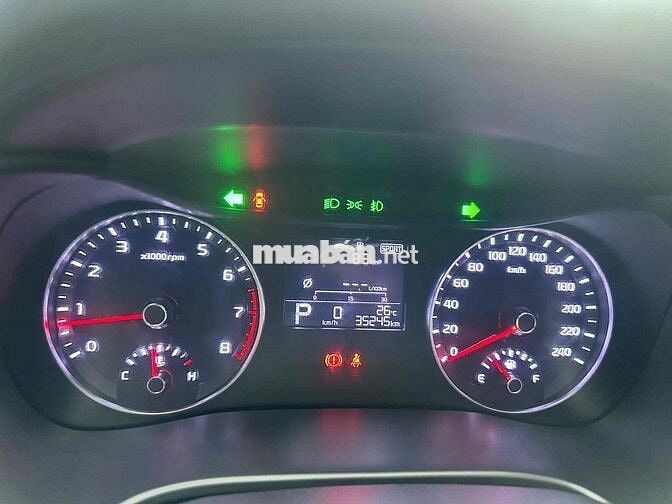 KIA K3 Luxury 2024 Đi 35.000 km một chủ không lỗi