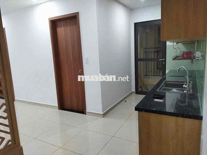 CHO THUÊ CHUNG CƯ CITYLAND ban công ở giữa thông thoáng