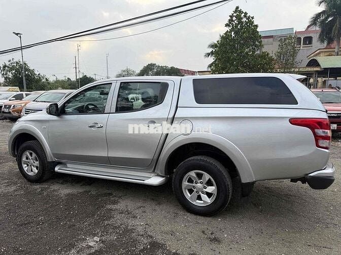 Mitsubishi Triton Bạc 2017 MT 1 cầu