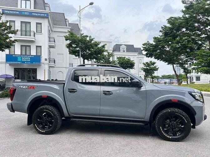 Nissan Navara Pro-4X 2022 AT 2 cầu