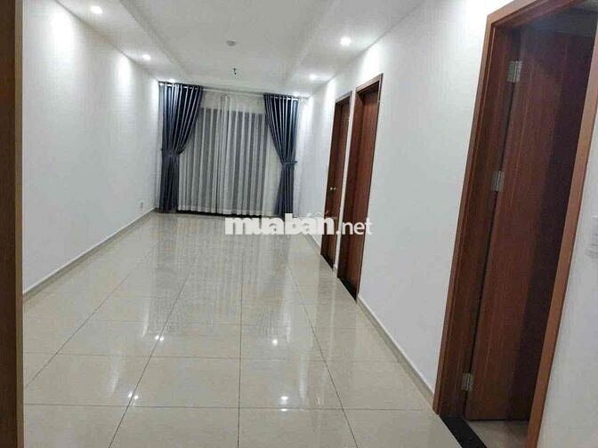 CHO THUÊ CHUNG CƯ CITYLAND ban công ở giữa thông thoáng