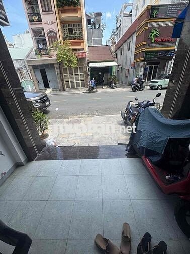 Cho thuê Mặt bằng trệt MT 193 Cô Giang P Cầu Ông Lãnh Q1