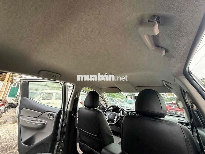 Mitsubishi Triton Bạc 2017 MT 1 cầu