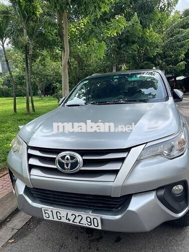 Bán 2 xe Toyota Fortuner & 1 xe Ford Transit 10chỗ