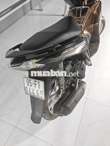 Honda Airblade 2013 Đen Vàng Đồng