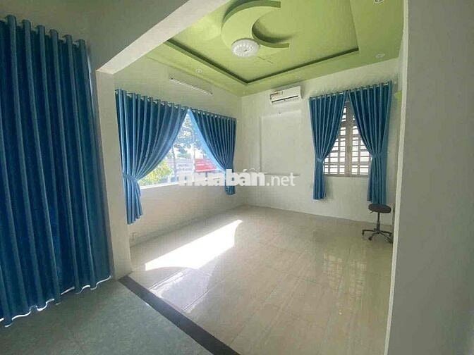 MBKD - VĂN PHÒNG ĐẸP MẶT TIỀN HVL