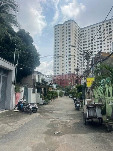 Cho thuê nhà Xô Viết Nghệ Tĩnh, P.21, Bình Thạnh, 4x26m, hẻm 2 xe hơi