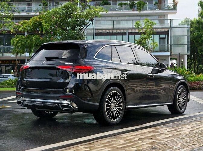 Mercedes-Benz GLC300 4Matic All New 2023 cực đẹp