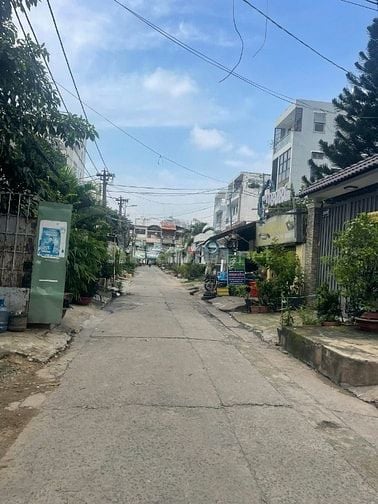 Cho thuê nhà Xô Viết Nghệ Tĩnh, P.21, Bình Thạnh, 4x26m, hẻm 2 xe hơi