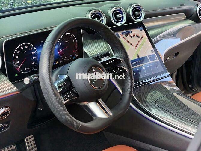 Mercedes-Benz GLC300 4Matic All New 2023 cực đẹp