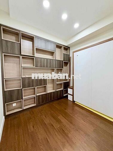 CHO THUÊ CHUNG CƯ RICHSTAR - 5 PHÒNG NGỦ - 3WC - GẦN ĐẦM SEN