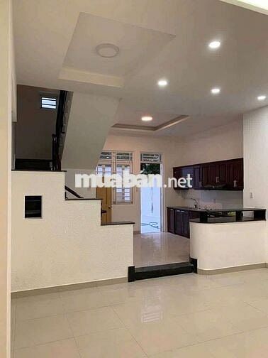 Nhà 1 Trệt 3 Lầu 4PN 8x20m Hẻm Xe Hơi Huỳnh Tấn Phát Quận 7