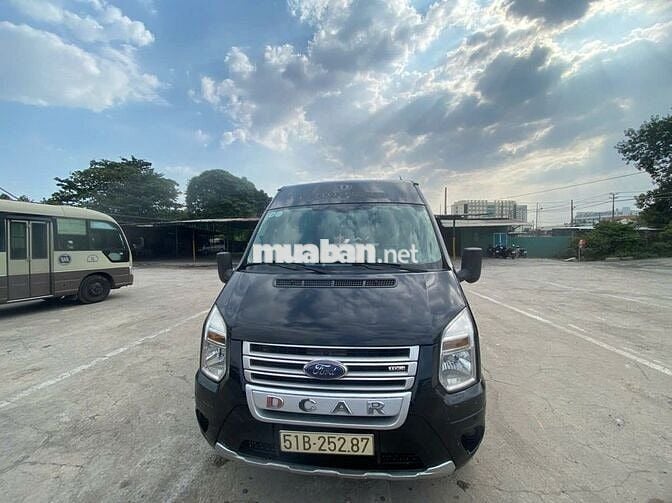 Bán 2 xe Toyota Fortuner & 1 xe Ford Transit 10chỗ