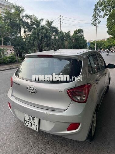 Hyundai Grand i10 1.2 AT 2016 Bạc